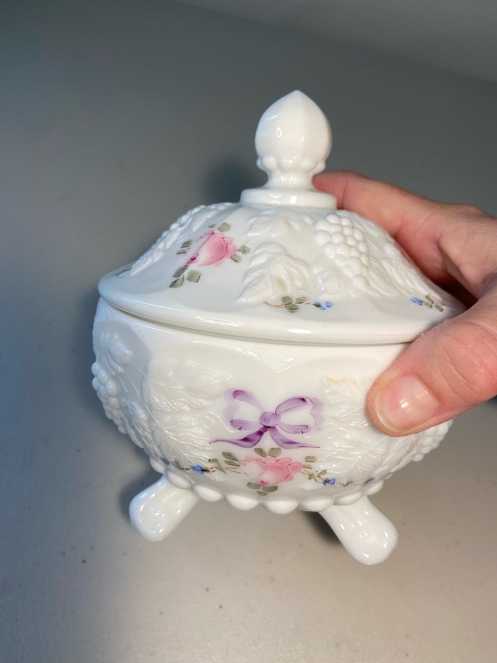 VTG Westmoreland Glass Covered Trinket Dish with Pink Rose and Purple Bow - Picture 12 of 14